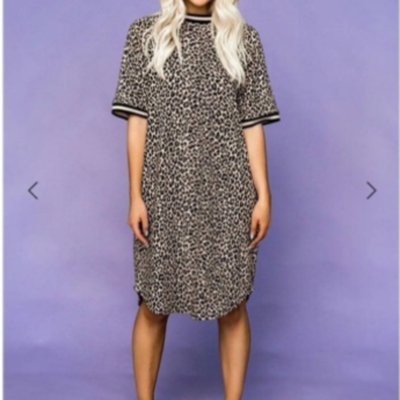 Dressed in LALA Dresses & Skirts - Dressed in LALA Frankie Leopard Dress - nwot